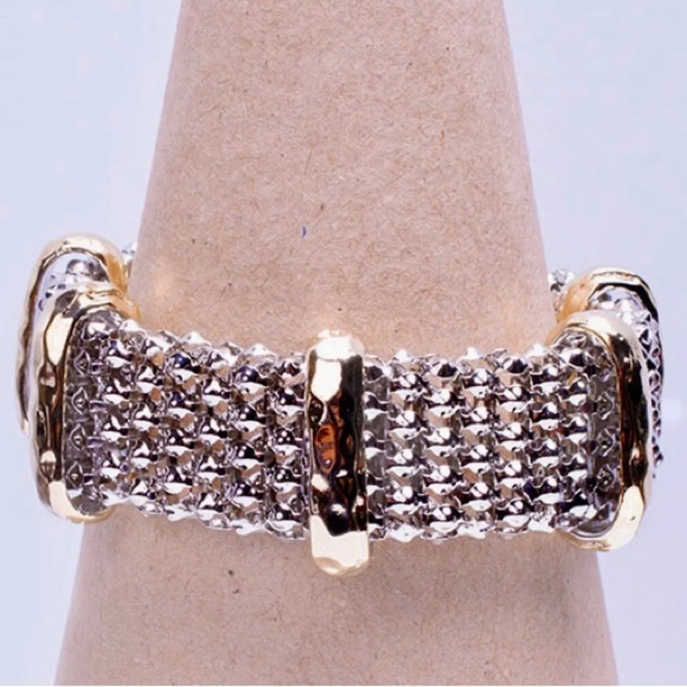 8️⃣7️⃣CHUNKY Two Tone Wide Bracelet. Silver & Gold. Magnetic - Picture 3 of 4